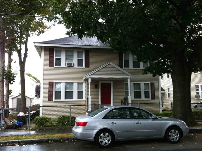 Primary Photo - 66 Safford St