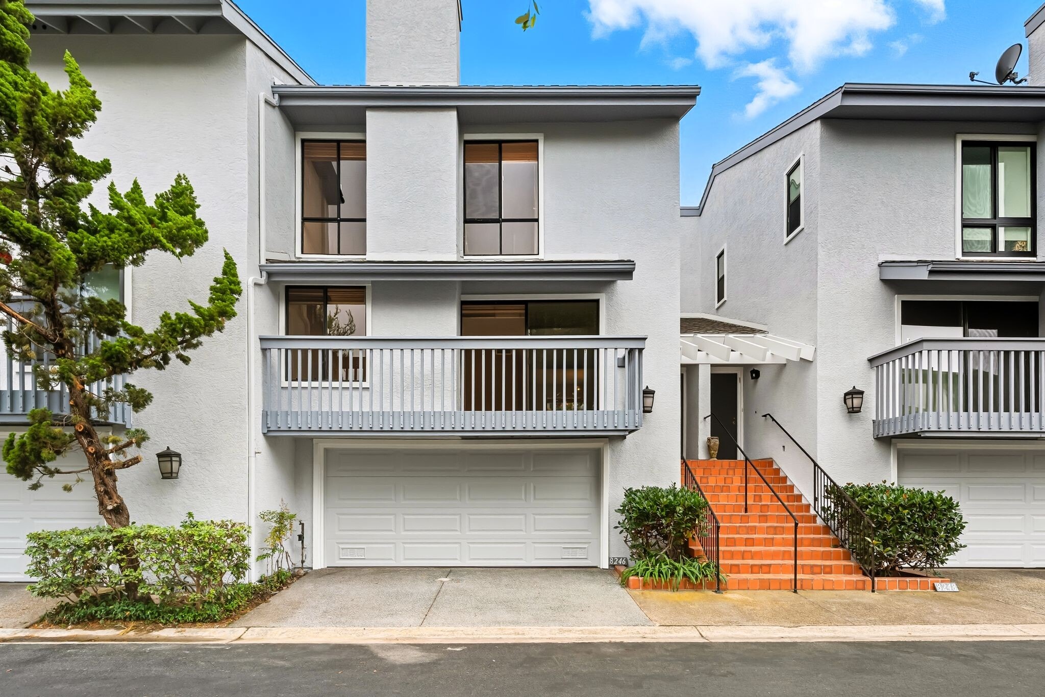 Building Photo - 8246 Caminito Modena