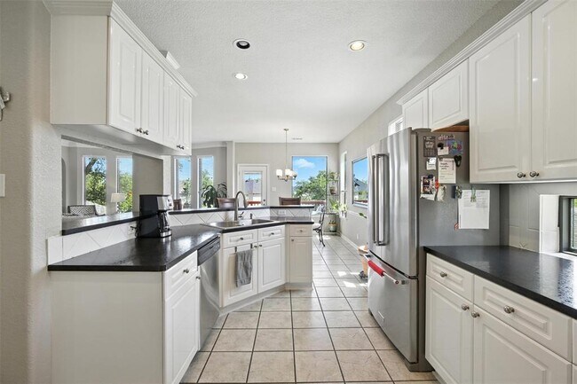 Building Photo - 12716 Oxen Way