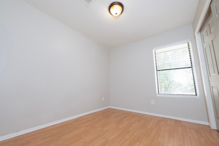 Building Photo - 200 Harvard Rd