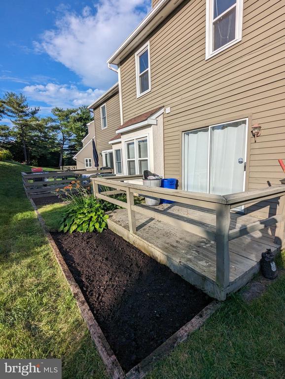 Building Photo - 5408 Lister Ct