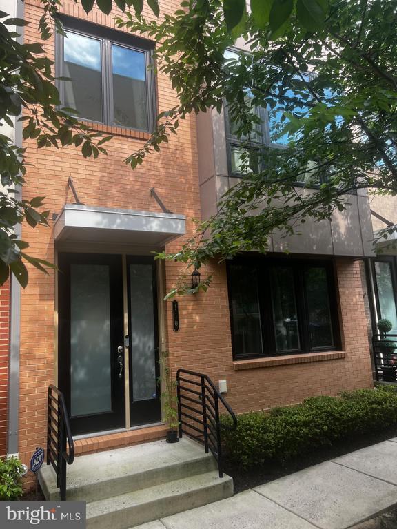 Building Photo - 110 Cambria Walk