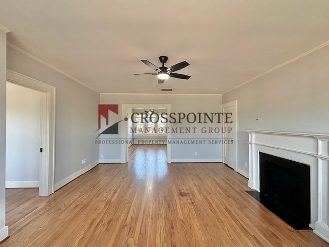 Building Photo - Charming Updated 2-Bedroom in Historic Quadplex Near Downtown Tyler!