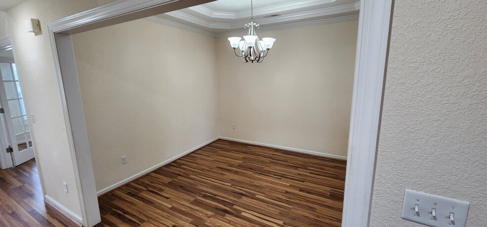 Building Photo - 125 Bay Leaf Dr