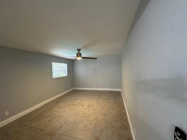 Building Photo - 2700 Coral Springs Dr