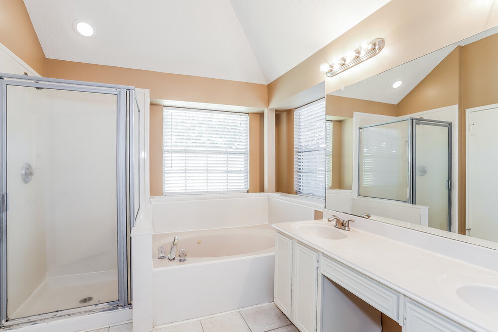 Building Photo - 4910 Stone Harbor Dr