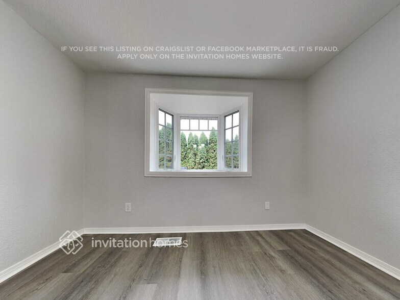 Building Photo - 5936 Danials Loop SE