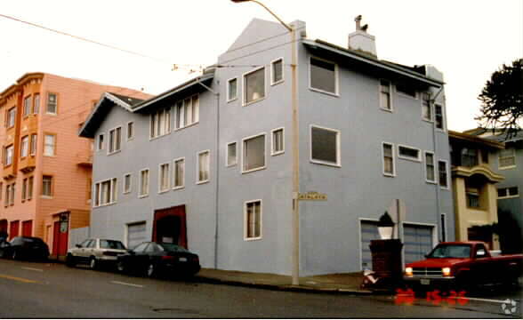 Building Photo - 1870 Fulton St