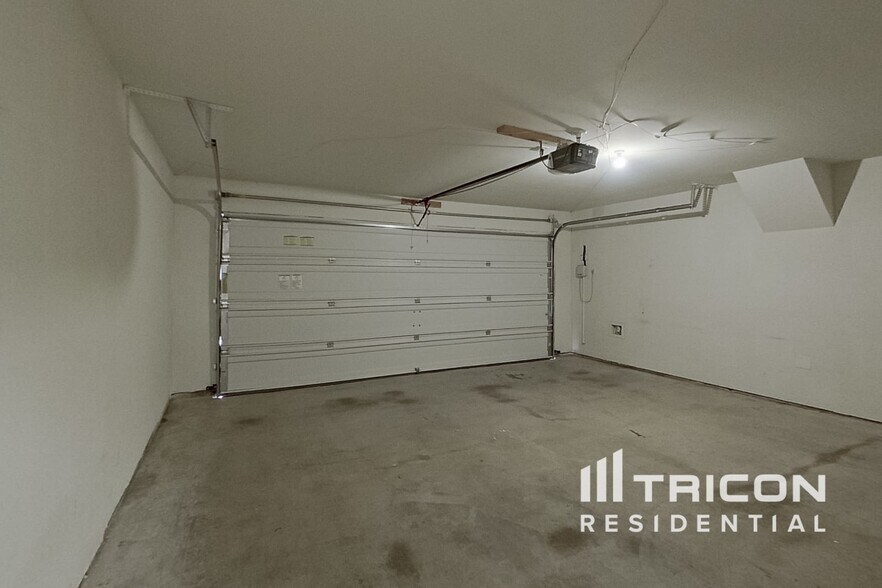 Building Photo - 6312 Jasper Lake Dr