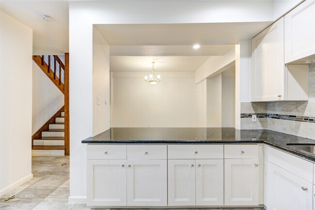 Building Photo - 12625 Memorial Dr