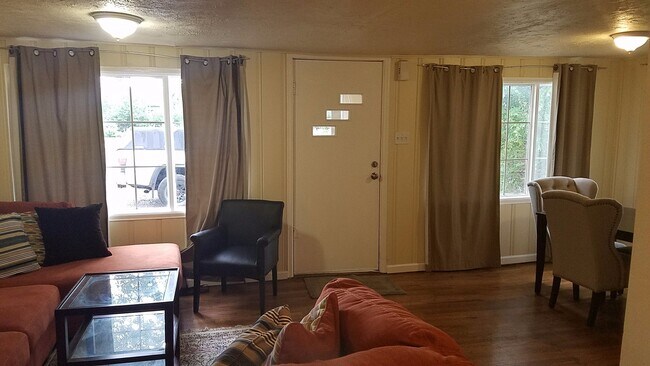 Building Photo - Beautiful Ranch-Style Home Near CU & Boulder Creek Path | Avail. August 1, 2026 (Pre-Lease)