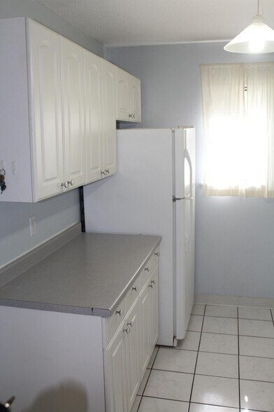 Building Photo - 10 Village Brook Ln