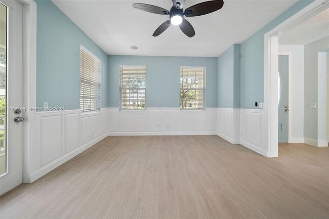 Building Photo - 174 Satin Leaf Dr