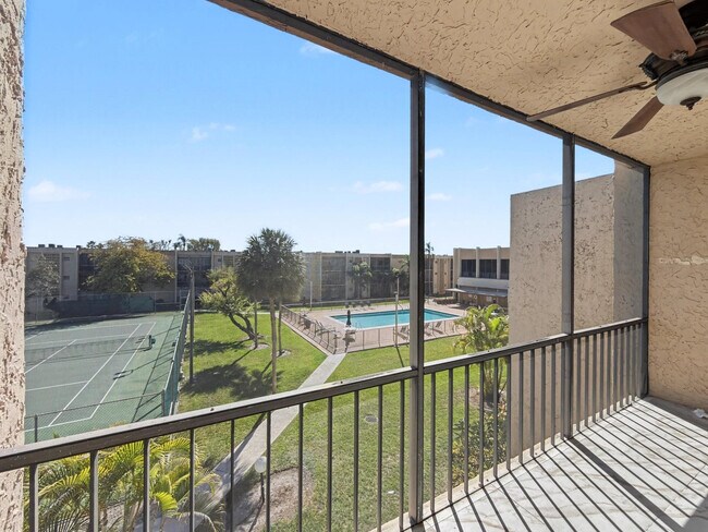 Building Photo - 8401 SW 107th Ave