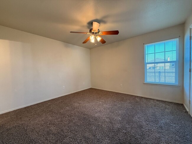 Building Photo - 6210 Temora Loop