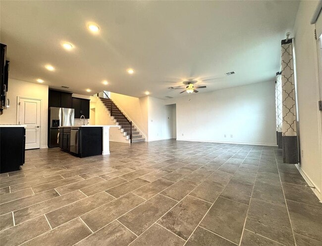 Building Photo - 1007 Moose Rd