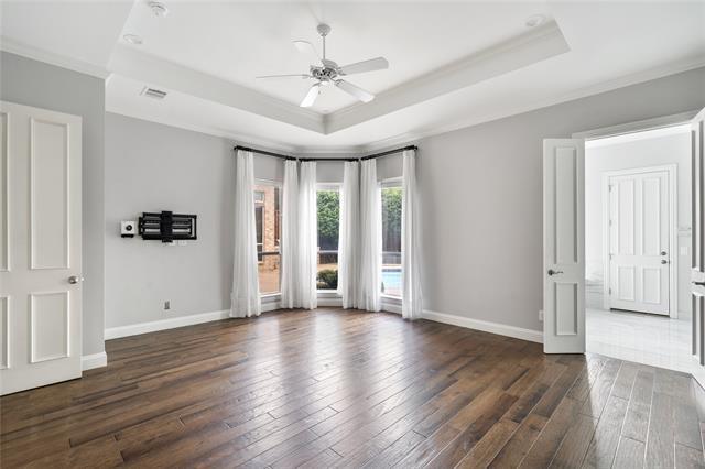 Building Photo - 3705 Country Oak Ct