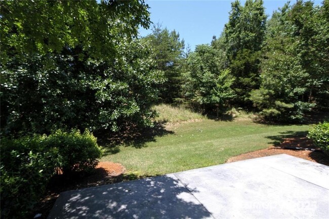 Building Photo - 405 Halyard Ln