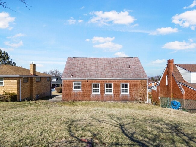 Building Photo - READY for Move-In! Fully RENOVATED 3 bedroom in WEST MIFFLIN! COME CHECK IT OUT!
