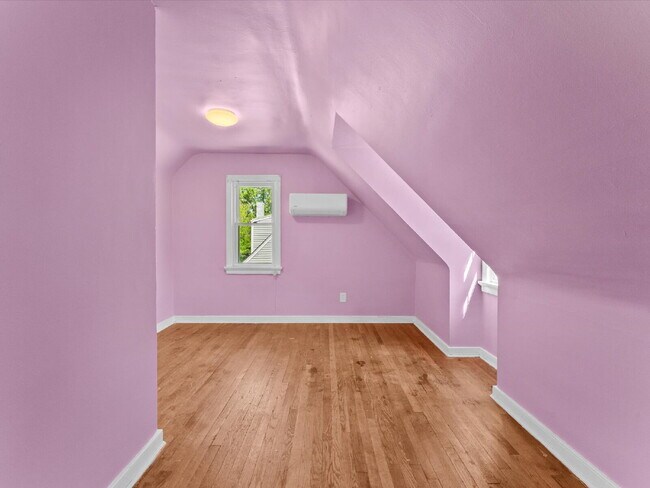 Building Photo - 7602 Woodman Rd