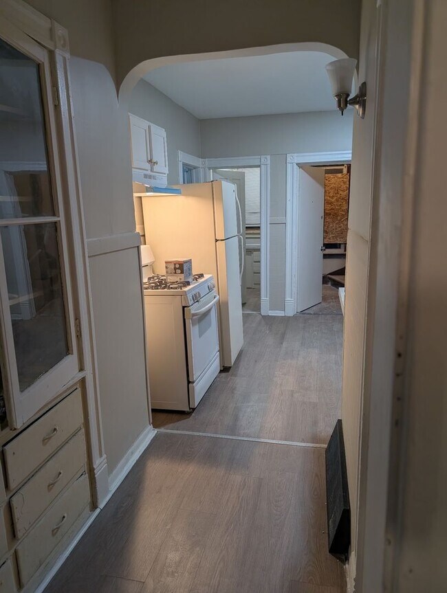 Building Photo - 2904-2906 N 27th St