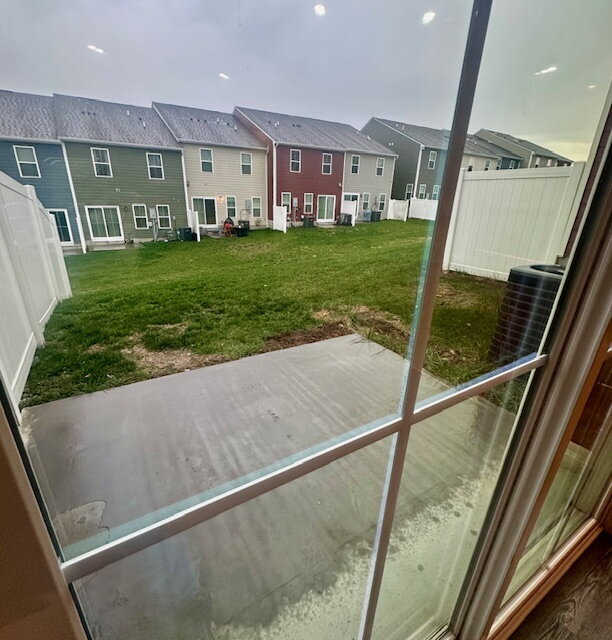 Building Photo - Luxury Townhome in a Prime Goodlettsville Location just Minutes to Nashville!