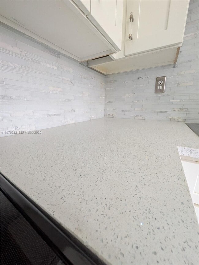 Building Photo - 108 Gardens Dr