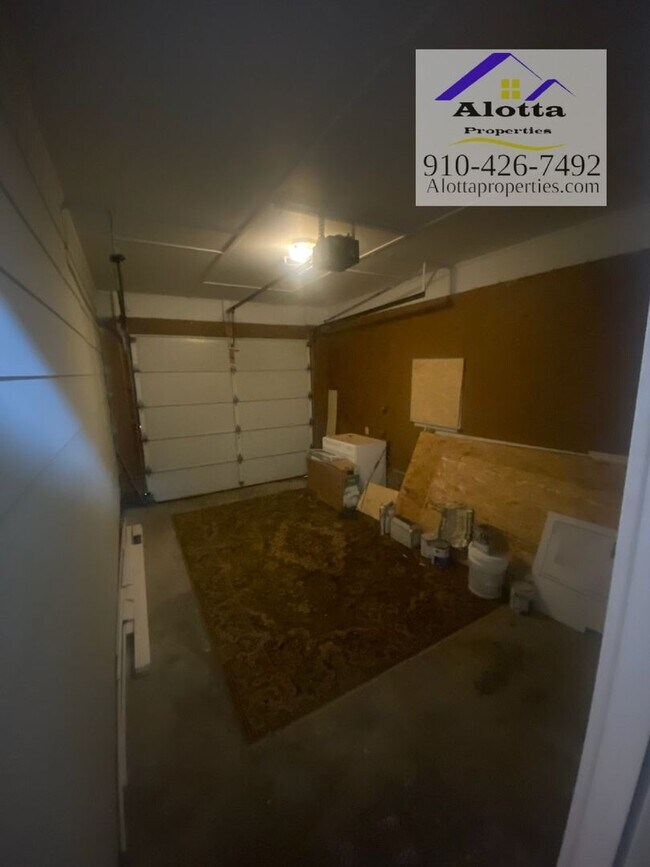 Building Photo - 525 Odell Rd