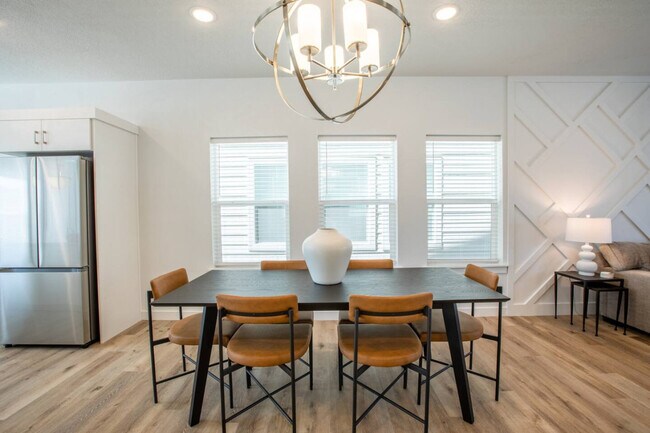 Building Photo - 642 E 460 S