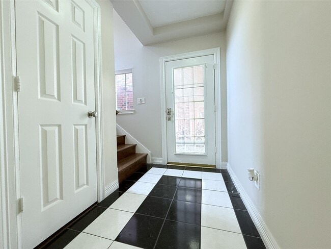 Building Photo - 1963 Peden St