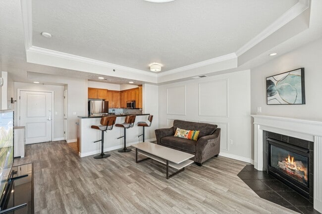 Building Photo - 5 S 500 W