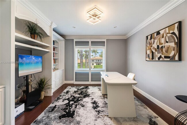 Building Photo - 13636 Deering Bay Dr