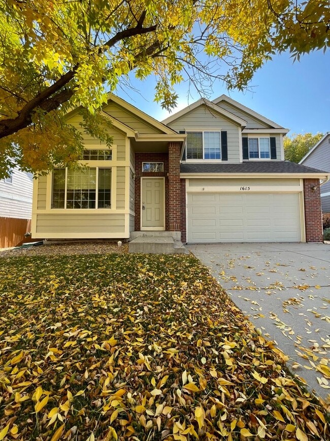 Building Photo - 1615 Red Mountain Dr