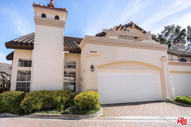 Building Photo - 1256 Cravens Ln