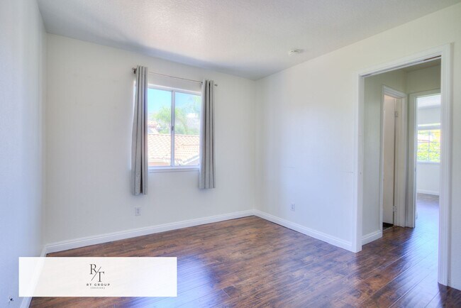 Building Photo - Beautiful 3 Bed / 2.5 Bath Home in the Corona-Norco Unified School District