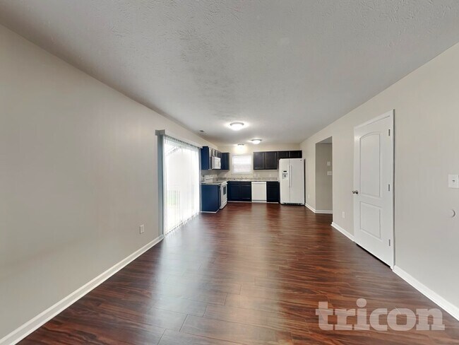 Building Photo - 1621 Bridgecreek Crossing