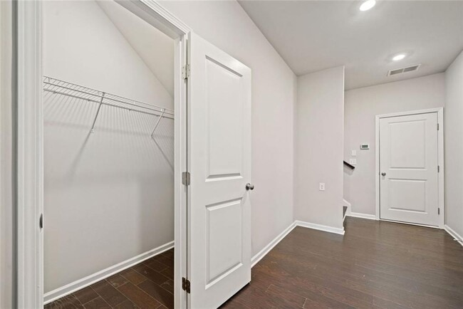 Building Photo - 4333 Water Elm Alley