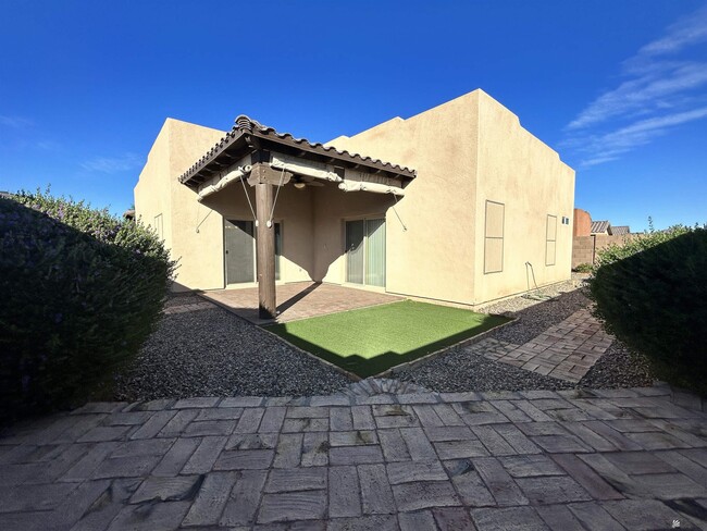 Building Photo - 12615 E 49th St