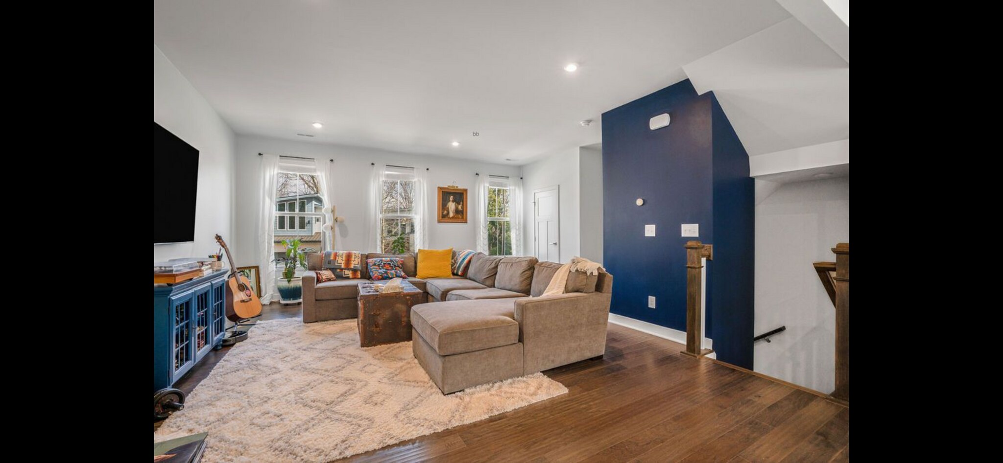 Living room -2nd floor - 4424 Carteret St