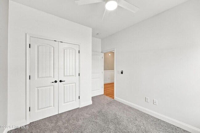 Building Photo - 233 Forester Dr