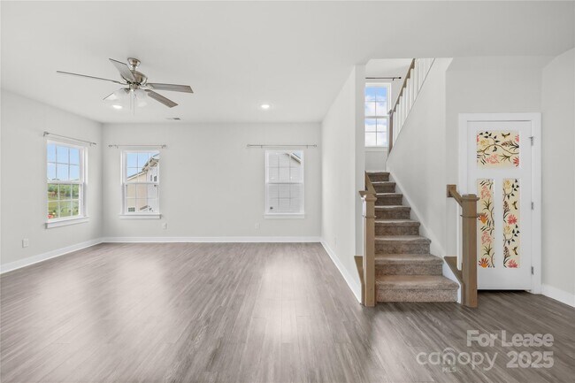 Building Photo - 7067 Waterwheel St SW