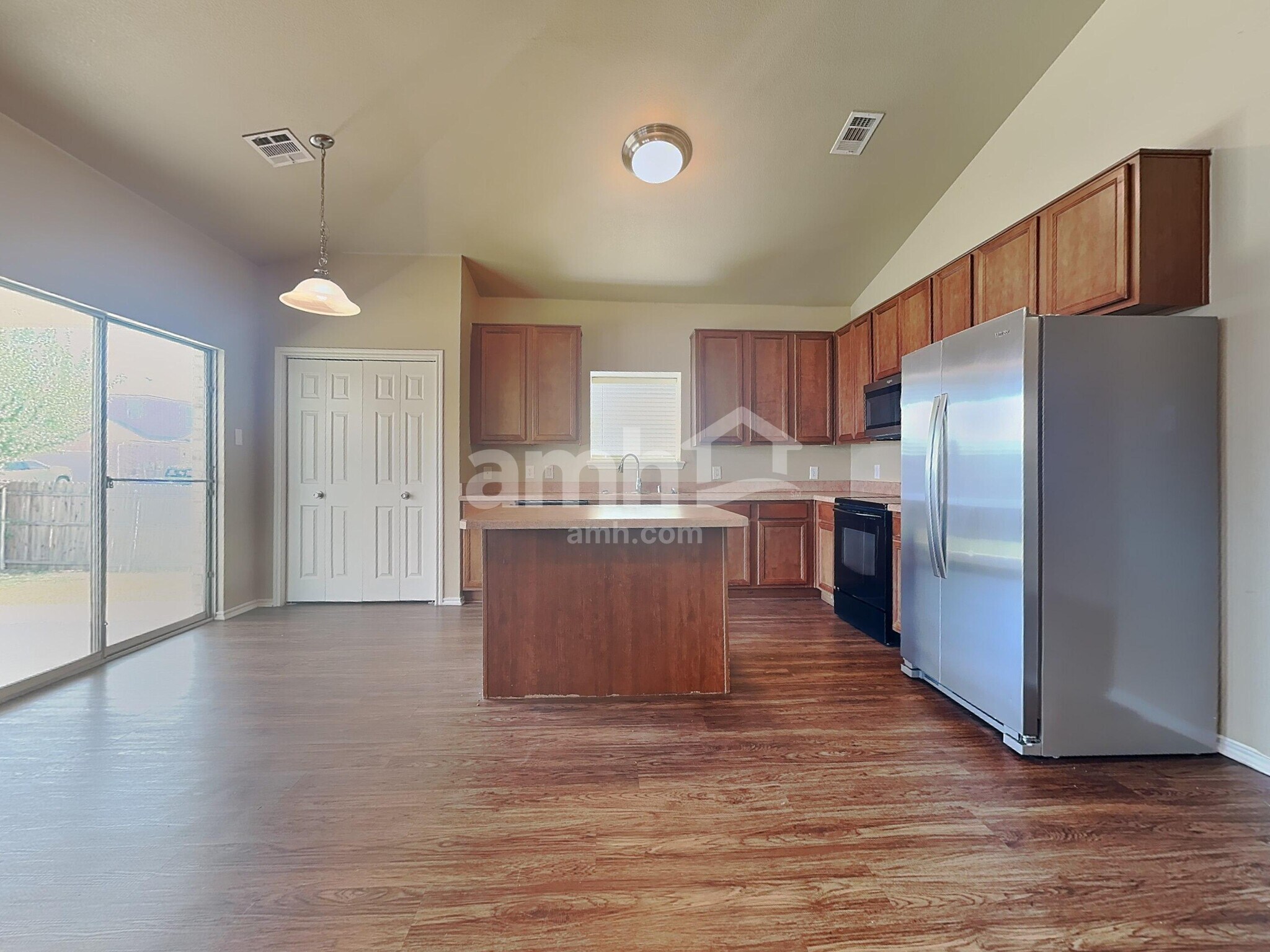 Building Photo - 9000 Stone Mill Ln