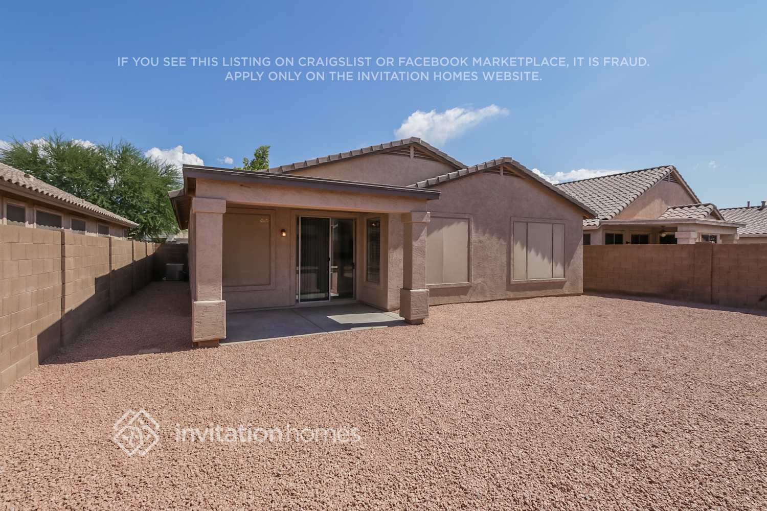 Building Photo - 155 E Canary Ct