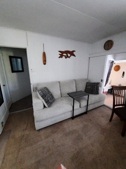 Building Photo - 3727 Anuhea St