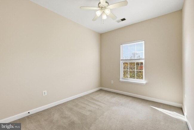 Building Photo - 743 Collington Ct