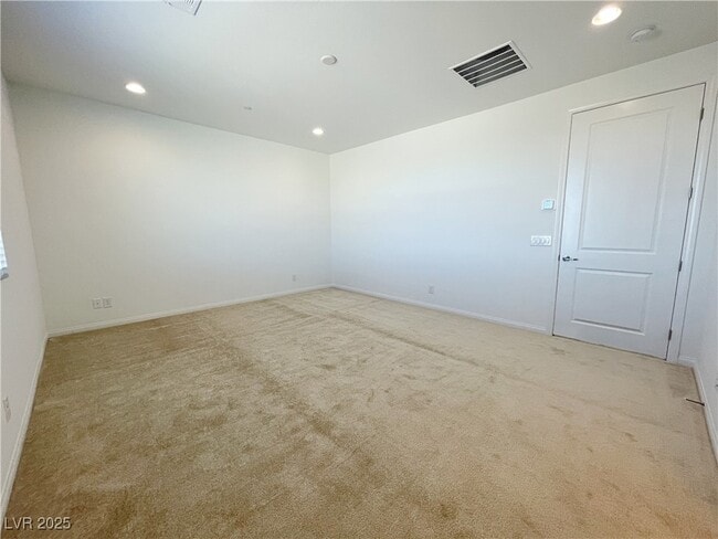 Building Photo - 8820 Scalpay St