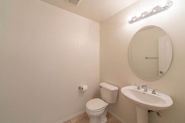 Building Photo - Ocean, #104