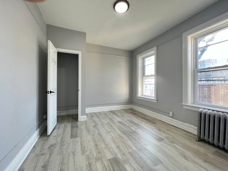 319 Summit Ave 14 - 311 Summit Ave