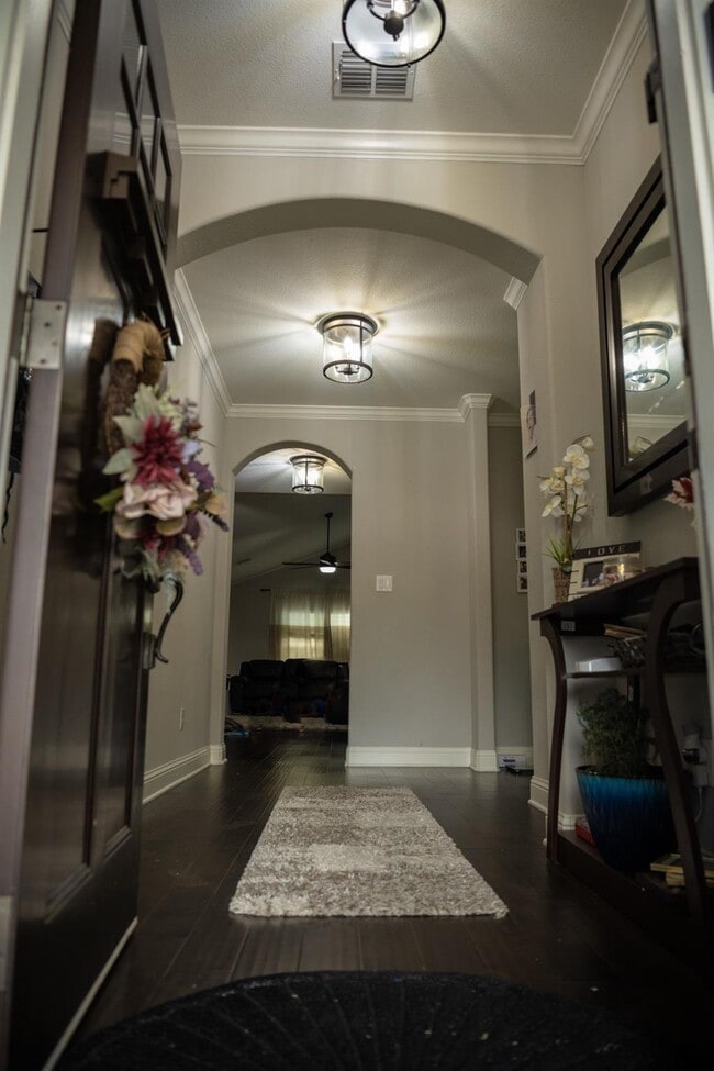 Building Photo - 18125 Justice Ln