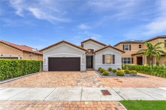 Building Photo - 25021 SW 118 Ct